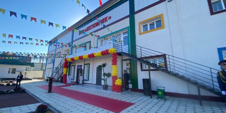 Жалал-Абадда милиция кызматкерлеринин балдары үчүн бала бакча ачылды