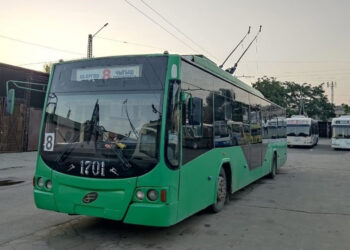 Бишкекте №8 троллейбустун ордуна автобус жүрөт