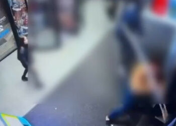 Бишкектеги соода борбордо мушташ жана атышуу болду (видео)