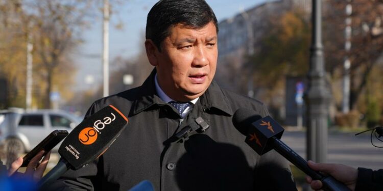 Айбек Жунушалиев Батыш автобекетин убактылуу көчүрүү тууралуу эмне дейт? Видео