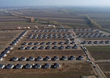 Ошто 7 ай ичинде жаңы түптөлгөн Жаңы-Барак айылынын ачылыш аземи өттү