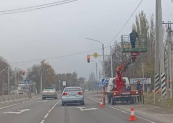 Бишкек — Кара-Балта жолунда прожекторлор жаңыланууда