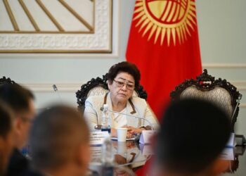 Банктарда насыянын пайыздык ченин төмөндөтүүгө багытталган мыйзам долбоорун талкуулаган тегерек стол өттү