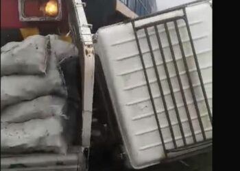 Жалал-Абадда тепловоз менен Porter кагылышты