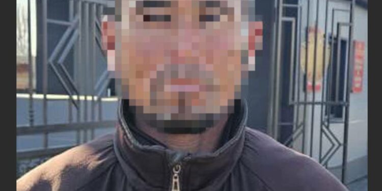 Таласта унаанын ичинен 2 адамдын жансыз денеси табылды. Милициянын маалыматы