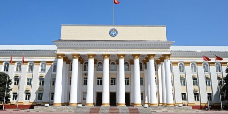 Дубайда дайынсыз болуп жаткан кыргызстандык кыз табылды