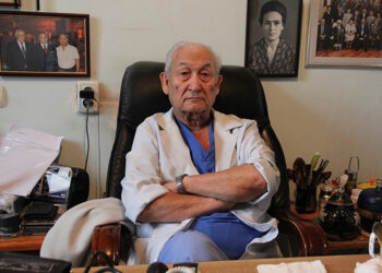 Хирург Эрнст Акрамов 89 жашында көз жумду