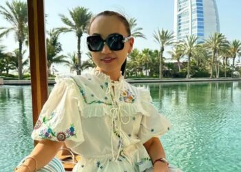 Казакстанда кайрымдуулук фонддун негиздөөчүсүнүн кармалышы. Оозду ачырган жагдайлар