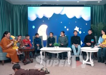 «Алган жөлөк пул азык-түлүккө жетпейт» дейт 13 баланы тарбиялап жаткан эне