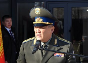 Камчыбек Ташиев кызматкерлерине: «Кыйналып жатсаңар жетекчиге кайрылгыла. Эшигим дайыма ачык»