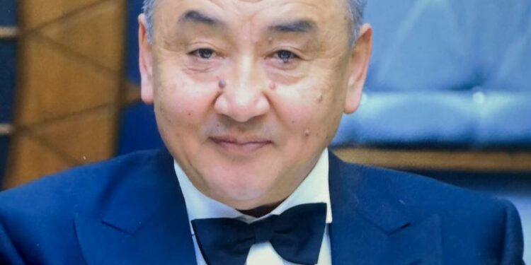 Мурдагы депутат Жаныбек Абировдун атасы көз жумду