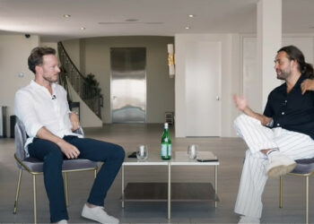 TikTok 1 миллиард долларга сатылгандан кийин акциялары дагы он эсе өскөн