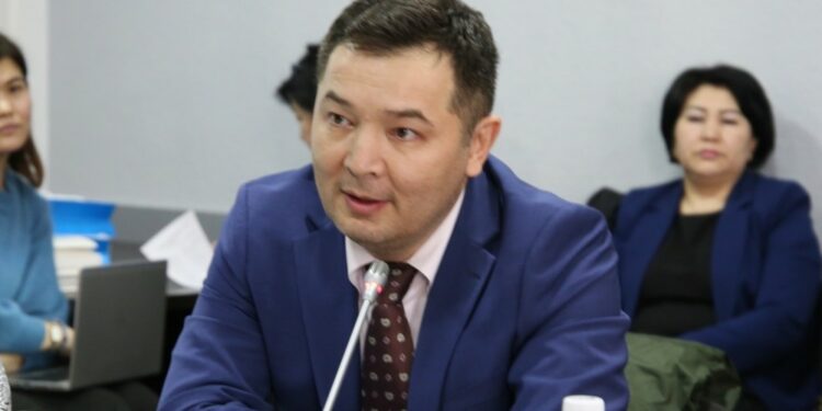Бакыт Сыдыков Экономика жана коммерция министринин милдетин аткаруучу болуп дайындалды