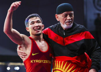 Хаким Махмудов «Даңк» медалы, Данияр Төлөгөн уулу «Даңк» ордени менен сыйланды