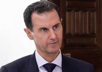 Сириянын чыгып кеткен президенти үй-бүлөсү менен Москвага келип, саясий башпаанек алганы айтылууда