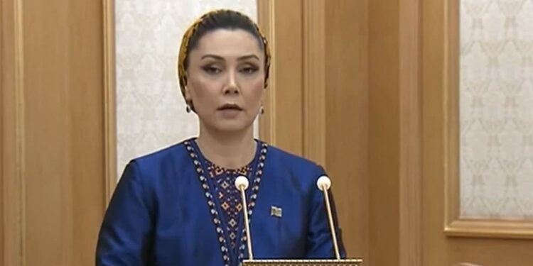 Гурбангулы Бердымухамедов кызын өзүнүн атындагы фонддун вице-президенти кылып дайындады