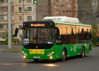 Бишкекте №64 автобустун кыймылы жарым-жартылай өзгөртүлдү