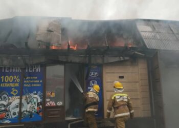 Сузакта унаа оңдоочу жай өрттөндү