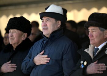 Садыр Жапаров Караколдогу аэропорттун ачылышына катышты