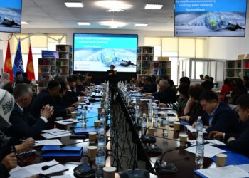 12 жылдык билим берүүгө өтүү: ЖОЖдор менен мектеп жетекчилери чогулушту