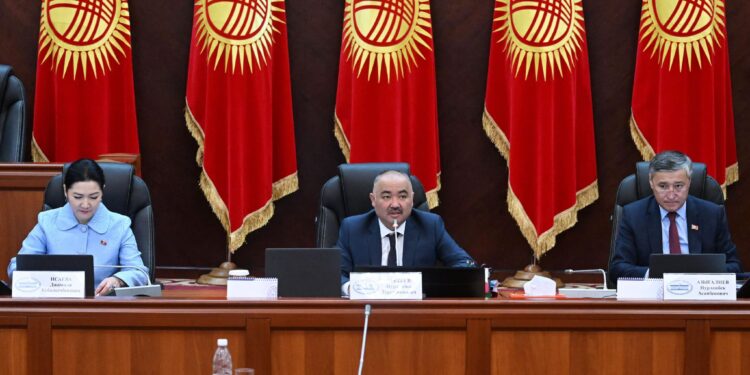 Нурланбек Шакиев: «Аты-жөндү нукура атоо — бул өзүбүздүн өзөгүбүзгө кайтуу»