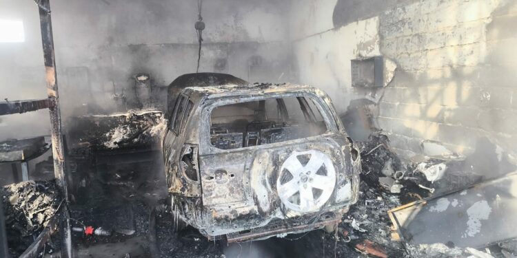 Бишкектеги унаа оңдоочу жайда өрт чыкты (сүрөт)