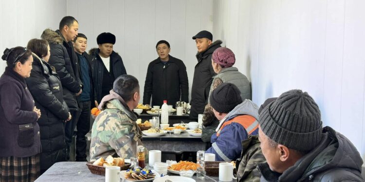 Нарында тазалык кызматкерлерине ысык тамак бериле баштады