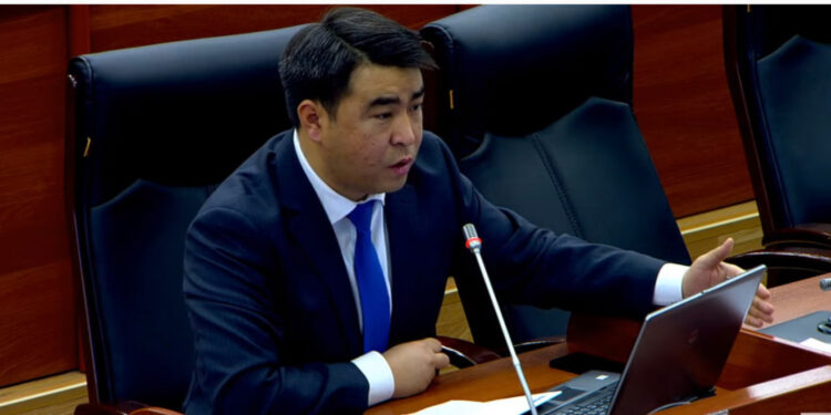 Жанар Акаев «Яндекс.Такси» боюнча Камчыбек Ташиевге ыраазычылыгын билдирди