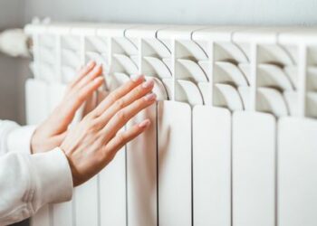 Бишкектеги 6-кичи райондун жашоочулары жылуулук жана ысык суусуз калышты