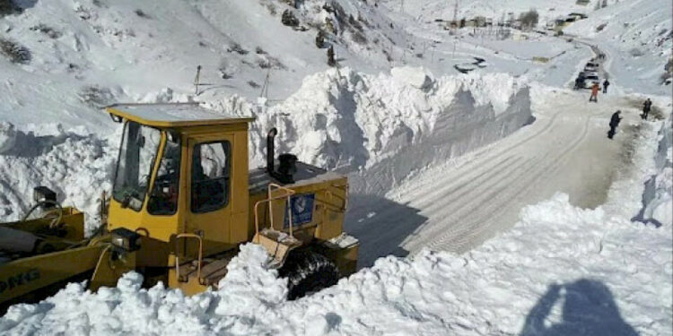 Бишкек-Ош унаа жолунда кар көчкү түшүүcү күтүлөт