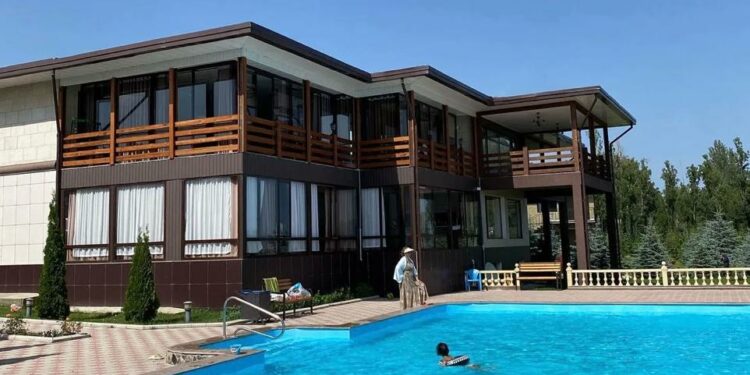 Ысык-Көлдөгү «Симирам» эс алуу борбору мамлекетке кайтарылды