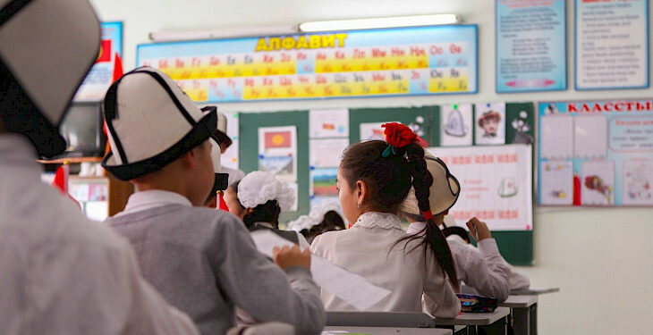 Окуучулардын кышкы каникулу 30-декабрдан башталат