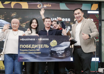 MBANKтын “Төлөмдөрдү QR аркылуу кабыл ал” акциясын аяктады: үчүнчү Toyota Camry 80 унаасы өз ээсин тапты!