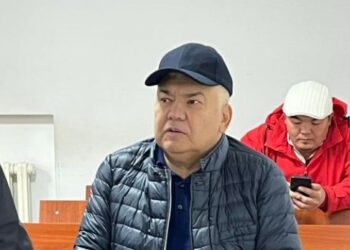 УКМКнын мурдагы төрагасы Орозбек Опумбаев сотко барды