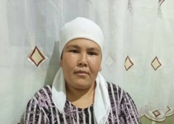 Баткенде маршрутка менен үйүнө кеткен Айчүрөк дайынсыз болуп жатат