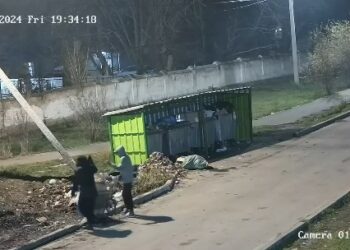 «Элибиздин арасында кайдыгер, балит адамдар бар». Садыр Жапаров видео бөлүштү