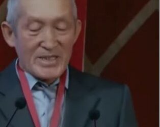 Курултайга келген делегат министрге талап койду (видео)