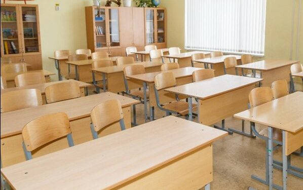 Жалал-Абадда мектептин курулушунда 7 миллион сомду кымырып алышкан