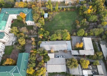 Бишкектеги Кыргыз улуттук агрардык университетинин менчиктештирилип кеткен жер тилкеси мамлекетке кайтарылды