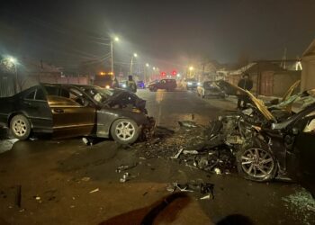 Бишкекте жол кырсыгы катталып, эки айдоочу тең көз жумду