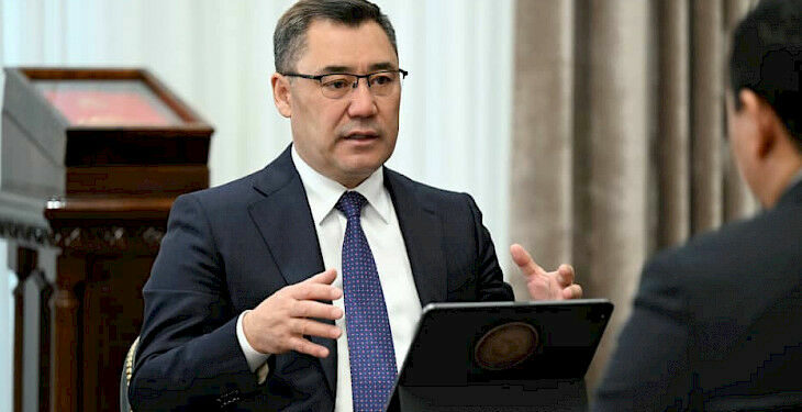 Садыр Жапаров «ипотекага кезек алмашып кетти» дегендерге жооп берип, батир алгандарга кайрылды