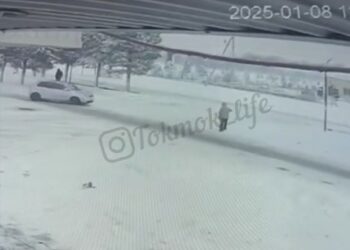 Токмокто жолдо турган келин 3 жаштагы кызынан айрылды (видео)