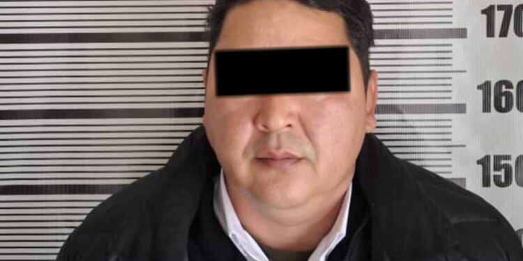 Бишкекте жүргүнчүнү сабаган автобустун айдоочусу кармалды