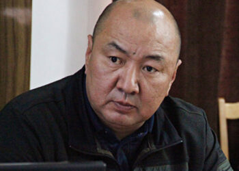 Алтынбек Пирматовго 1 миллион сом айып салынып, эч жакка кетпөө тил каты менен абактан бошотулду