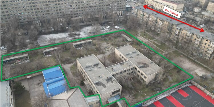 Бишкекте мыйзамсыз сатылган бала бакча мамлекетке кайтарылды