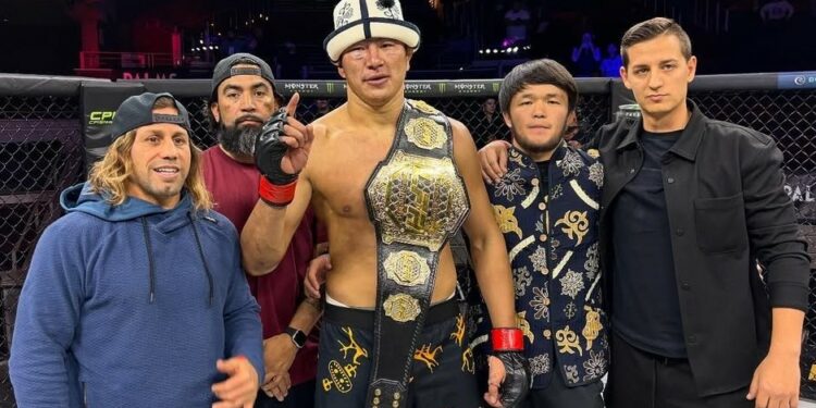 Уран Сатыбалдиев UFC уюмунда беттешет