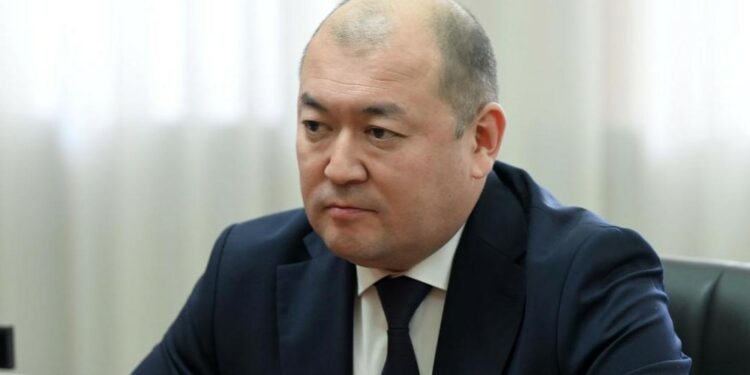 Башкы прокурор жаш кезинде административдик жоопкерчиликке тартылганын айтты