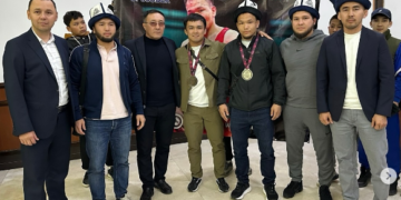Эркин күрөш боюнча курама Азия чемпиондугунан келди