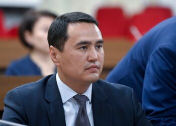 Депутат Эльдар Сулайманов: “Аэропортко альтернативдүү жол керек”