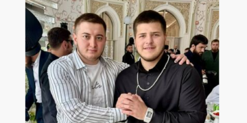 Рамзан Кадыровдун баласынын тойдо тагынган 7 миллион долларлык сааты талкууга түштү